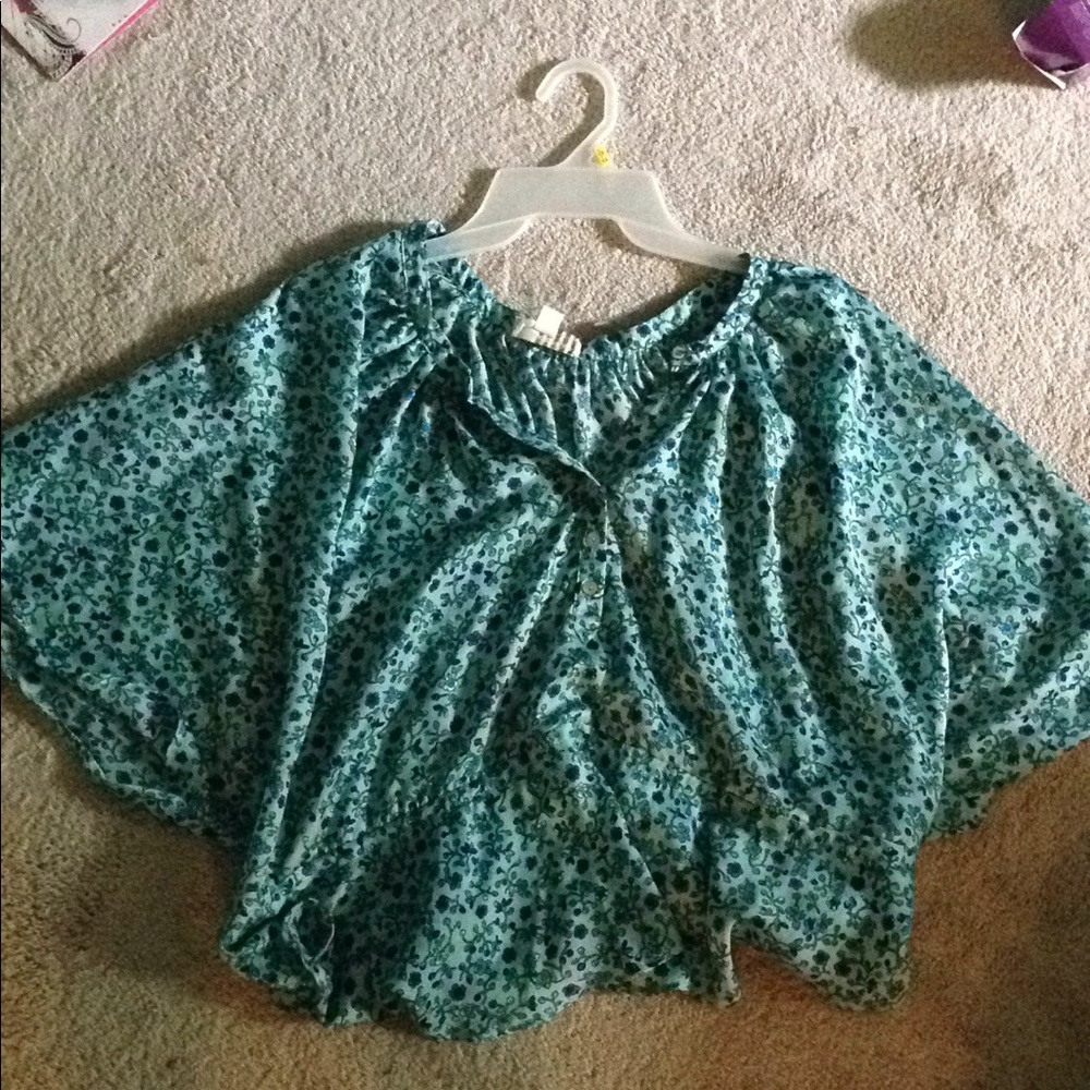 Kenar Crop Top